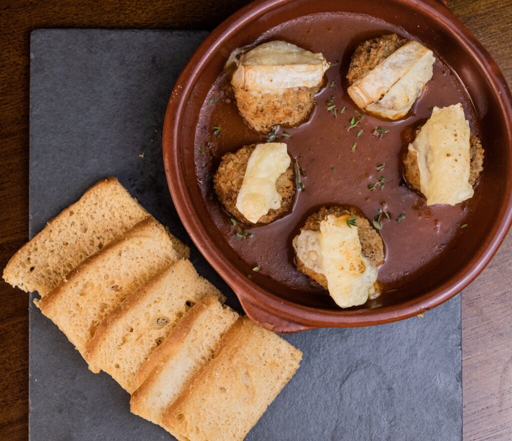 Risoto de abóbora e Lombinho confitado ao molho de pimenta verde estão entre as novidades no executivo do CantucciRisoto de abóbora e Lombinho confitado ao molho de pimenta verde estão entre as novidades no executivo do Cantucci Gastronomia