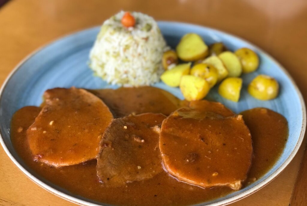 Risoto de abóbora e Lombinho confitado ao molho de pimenta verde estão entre as novidades no executivo do CantucciRisoto de abóbora e Lombinho confitado ao molho de pimenta verde estão entre as novidades no executivo do Cantucci Gastronomia