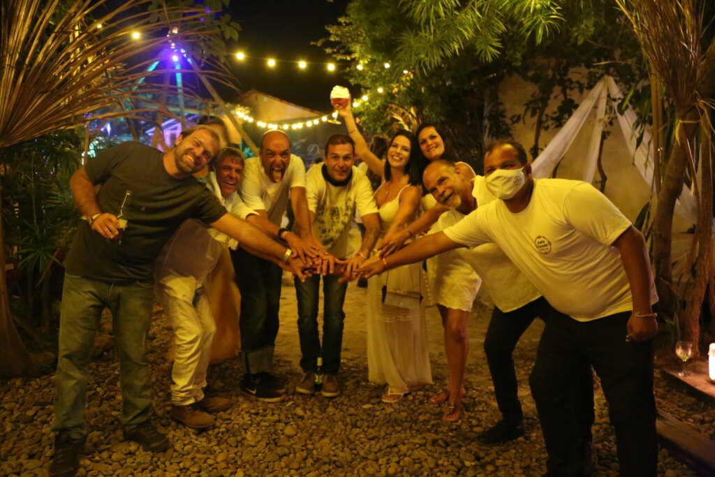 Santo Cerrado lança novos pratos inspirados na energia de renovação do Ano Novo em grande festa na Chapada dos Veadeiros Gastronomia