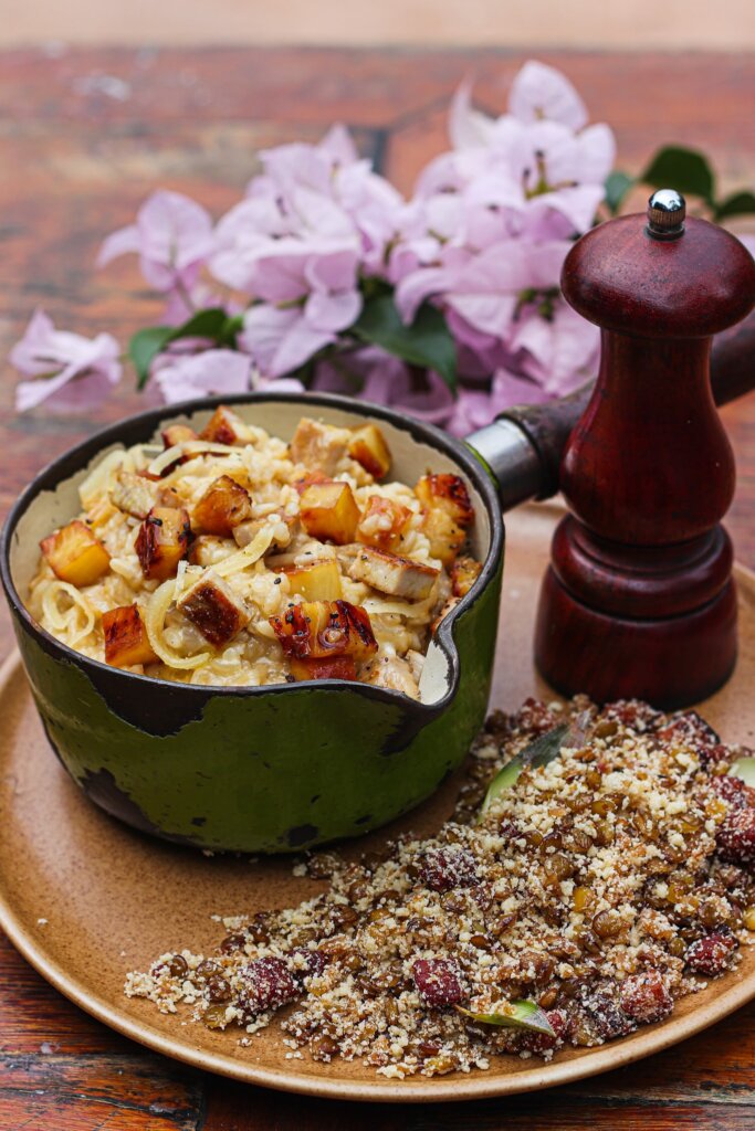Santo Cerrado lança novos pratos inspirados na energia de renovação do Ano Novo em grande festa na Chapada dos Veadeiros Gastronomia