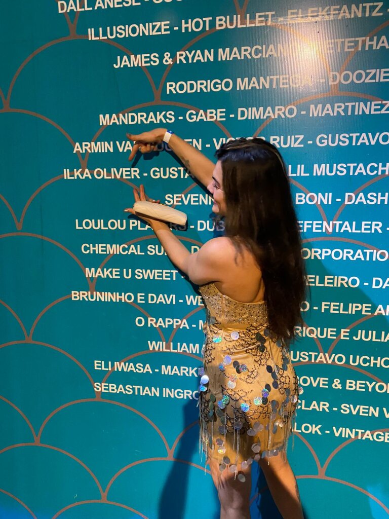 Dj Ilka Oliver é homenageada em um dos melhores clubes de música eletrônica do mundo Música