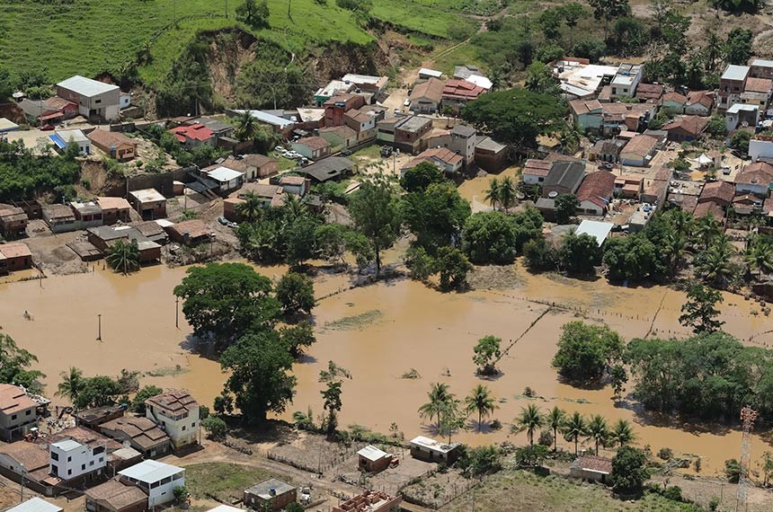 EUA anunciam assistência humanitária de R$ 750 mil em resposta às enchentes na Bahia