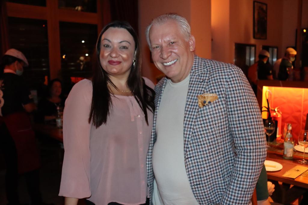 Restaurante badalado de Campos do Jordão-SP, aterrissa em Brasília Colunismo Social