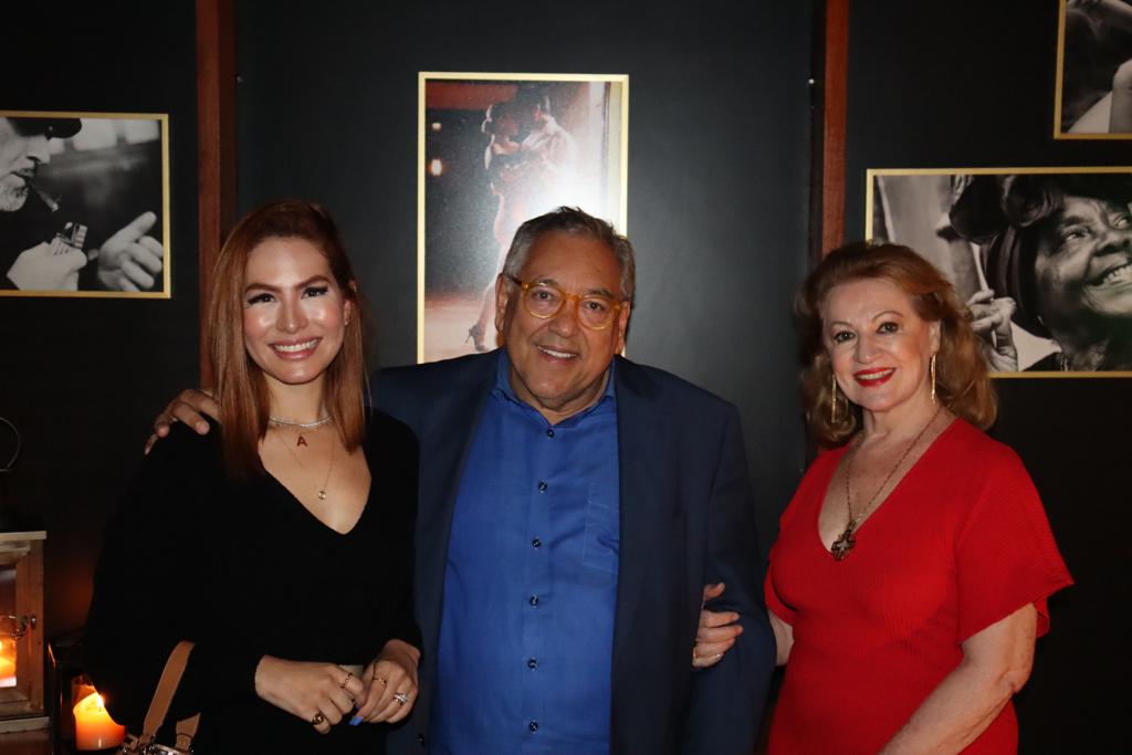 Restaurante badalado de Campos do Jordão-SP, aterrissa em Brasília Colunismo Social