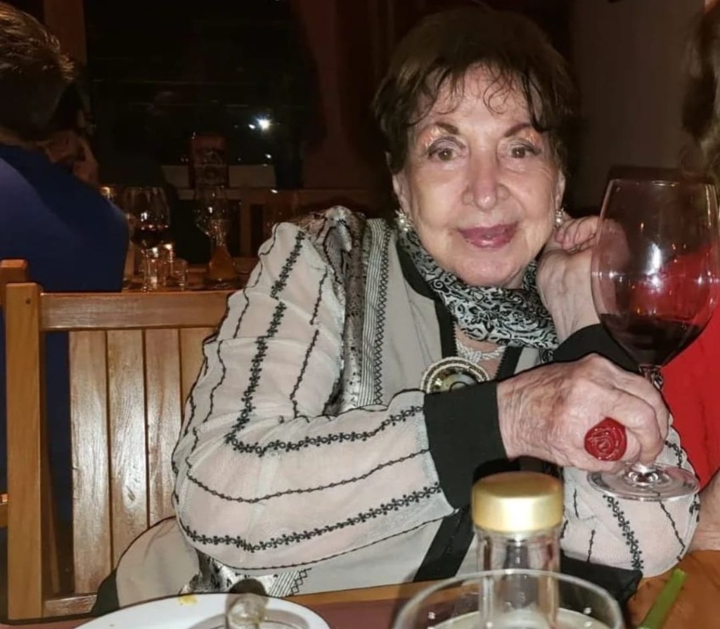 Restaurante badalado de Campos do Jordão-SP, aterrissa em Brasília Colunismo Social