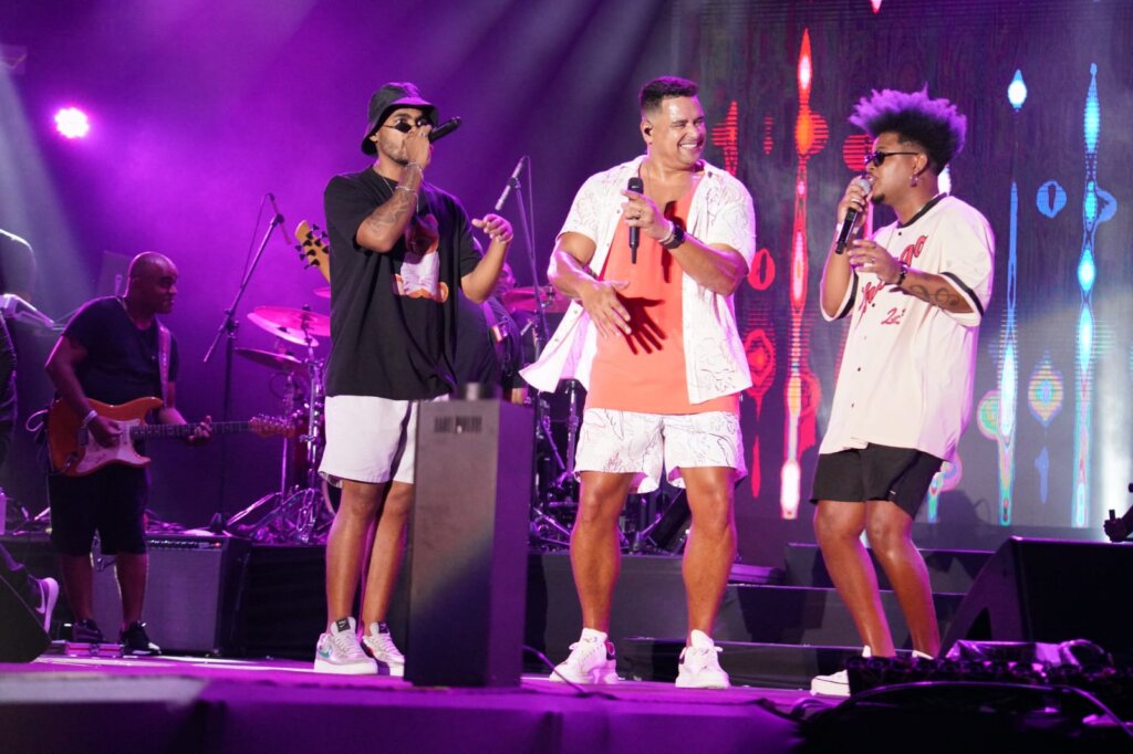 O Rio celebra o Carnaval com a maior festa da capital. CARNAVAL DAS ARTES Carnaval