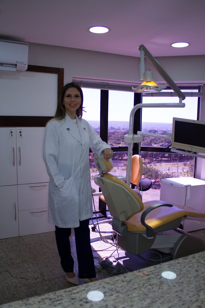Dra. Thaís Ferreira - a dentista da família