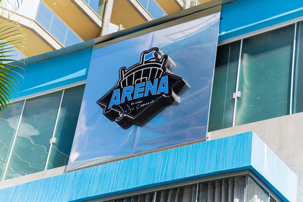 Arena Sports Bar inaugura com cardápio assinado por Dudu Camargo Gastronomia