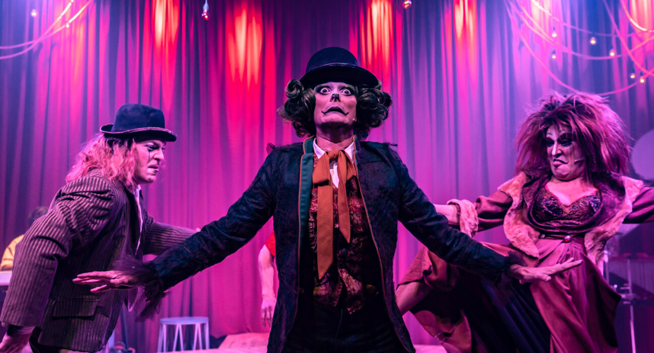 Últimas sessões de PinóQuio no CCBB e oficina de teatro de animação com atriz e ator da Cia. PeQuod Teatro