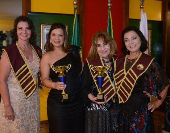 Mulheres destaques recebem homenagem da Academia Internacional de Cultura