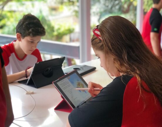 Aplicativos ajudam a estimular o hábito da leitura entre as crianças Gastronomia