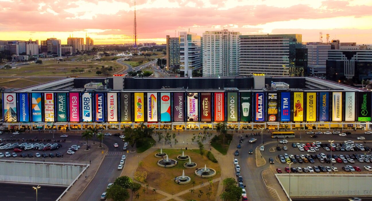 Conjunto Nacional celebra mês das crianças com Arena Gamer Geral