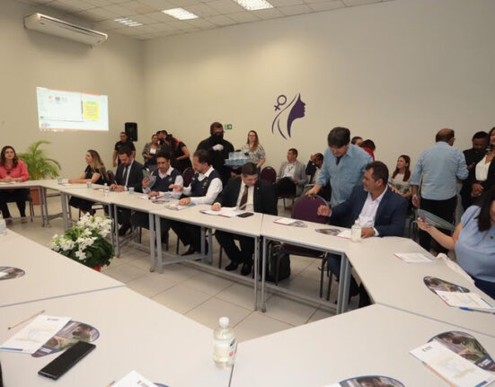 Governo Federal apresenta ações para enfrentamento da violência contra crianças indígenas a gestores de Roraima Eventos