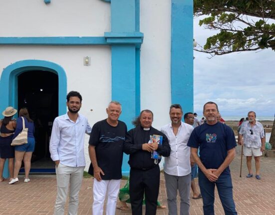 Sino da Igreja da Praia do Forte é Reativado Geral