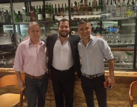 Comemoração gastronômica Colunismo Social