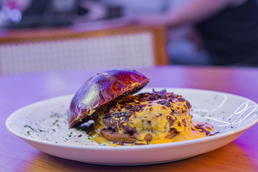 Dia do Hambúrguer: restaurantes em Brasília apresentam opções para a data Gastronomia