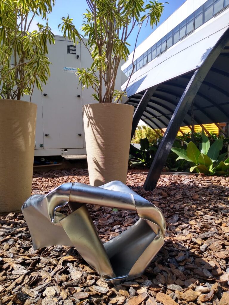 Jardim Urbano apresenta esculturas inéditas de Omar Franco Artes