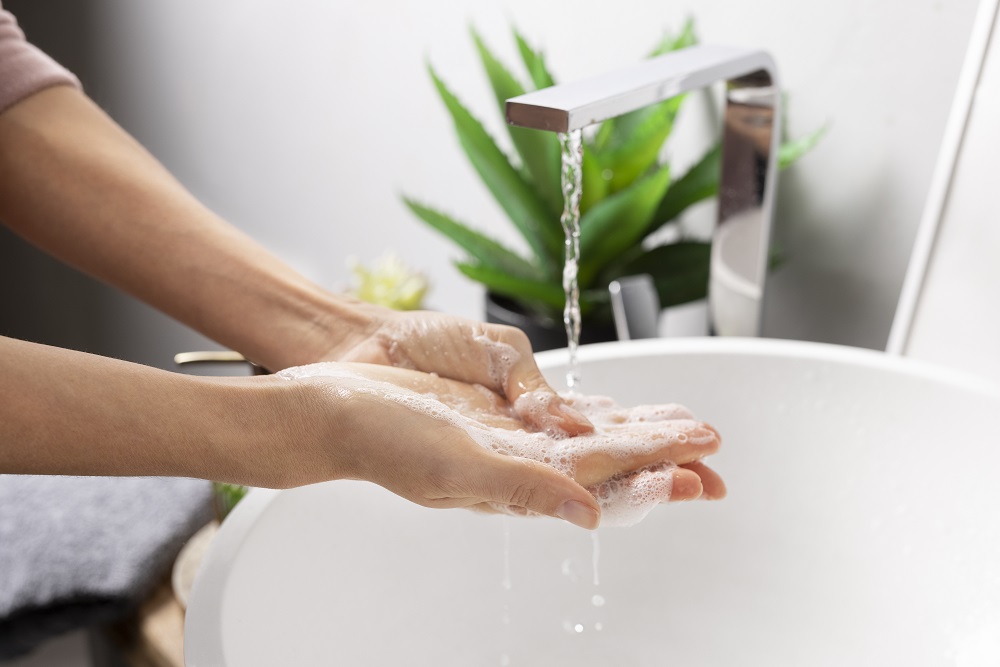 Hábito de higienizar as mãos é grande aliado para evitar a transmissão de doenças