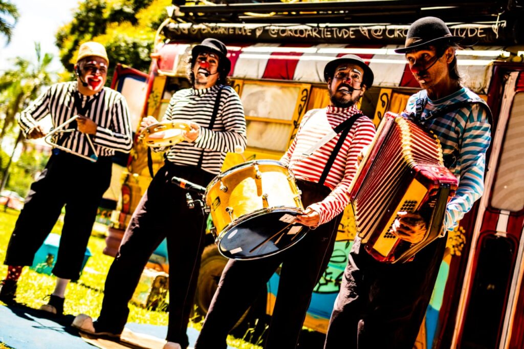 Circo Teatro Artetude inicia nova Caravana pelo DF Teatro