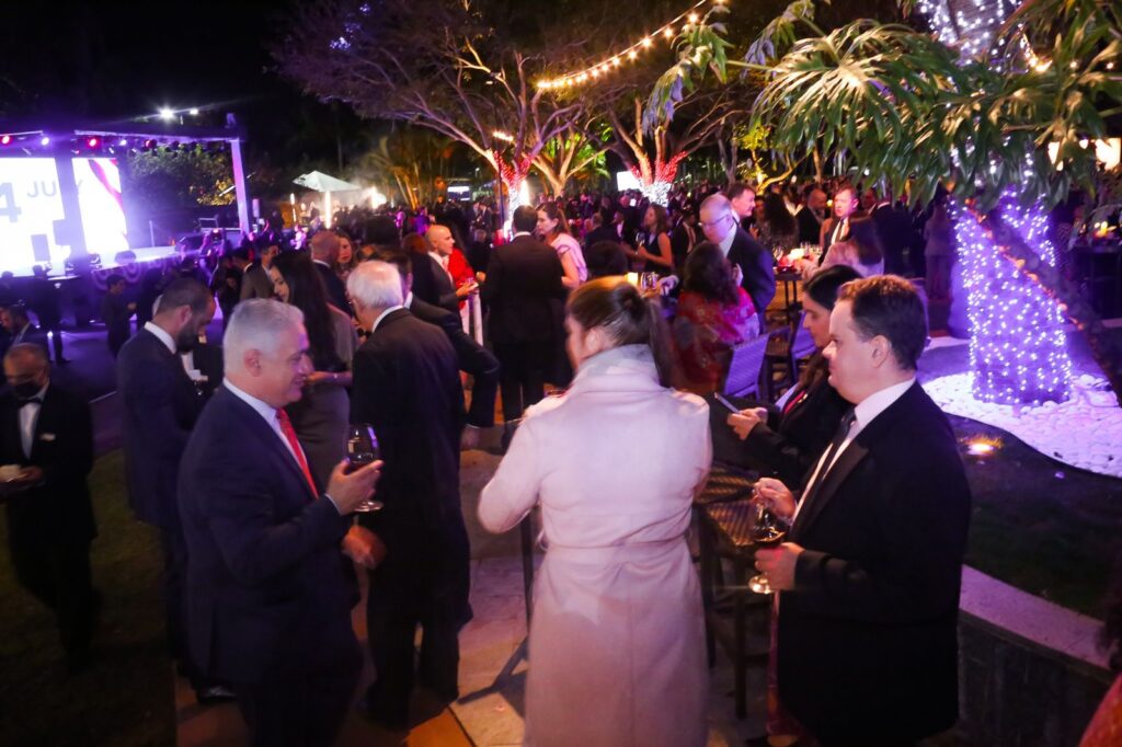 Embaixada dos Estados Unidos comemora 4 de julho com uma grande festa Colunismo Social