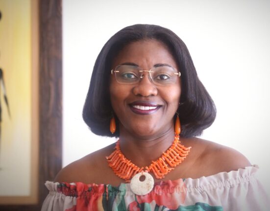 Embaixada do Gabão promove evento beneficente na ASBAC Internacional