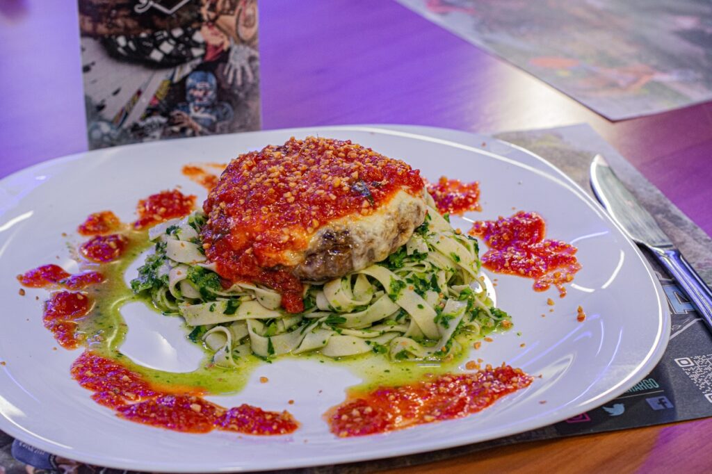 Opções saborosas para o almoço no Arena Dudu Camargo Gastronomia