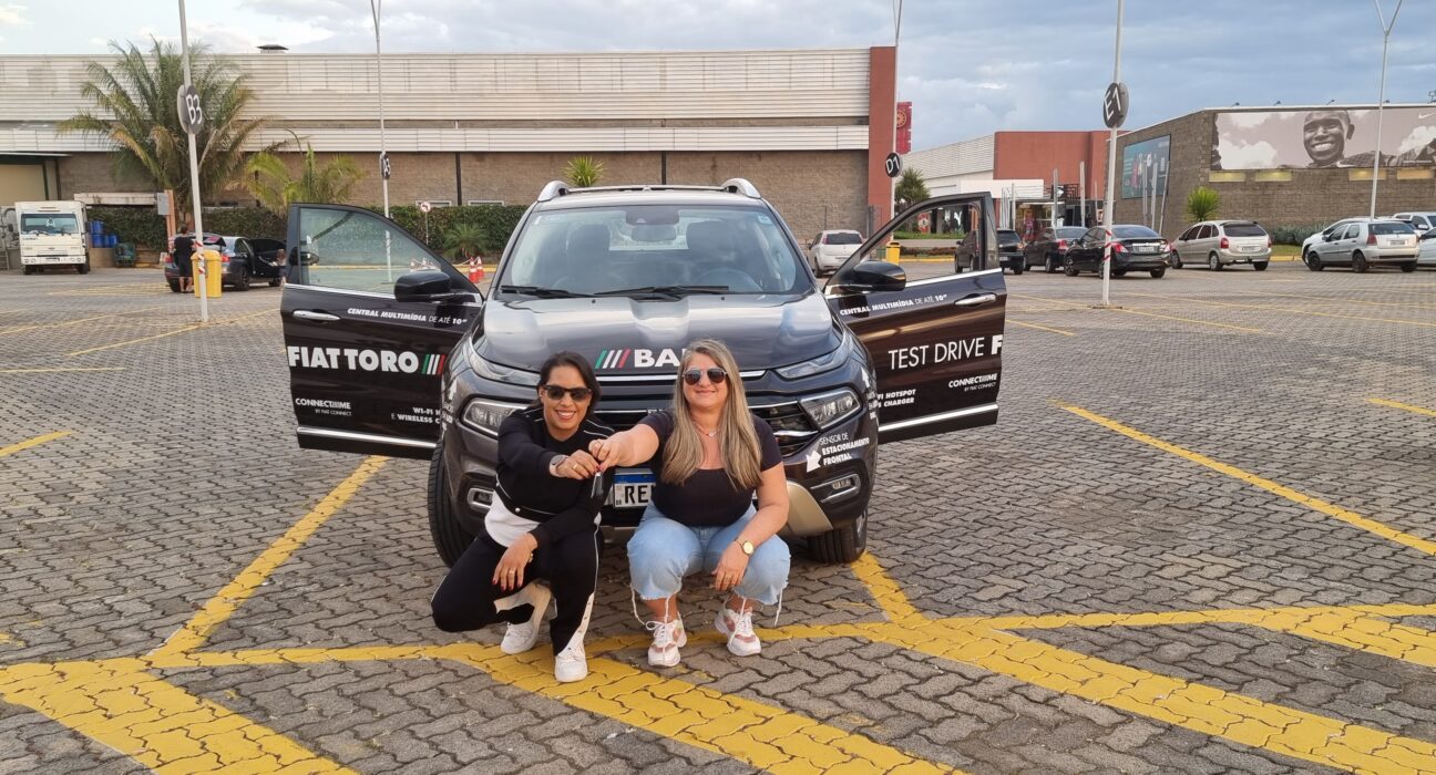 Empresária do DF é convidada para test drive durante visita técnica à Ferragens Negão em Goiânia Geral