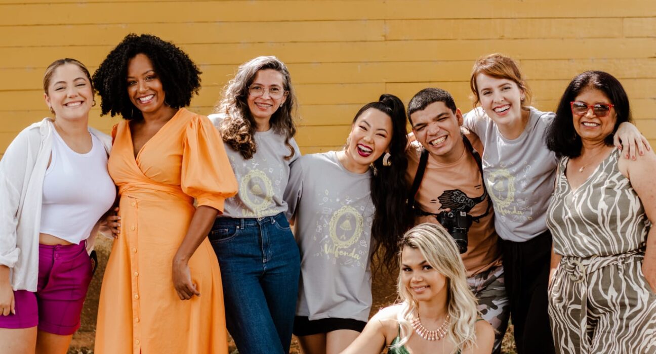 Desfile de moda e exposição encerram o Projeto Valfenda Moda