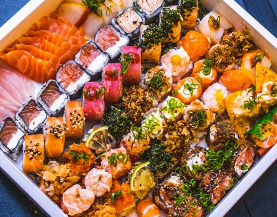 O amor com sushi está no ar Gastronomia