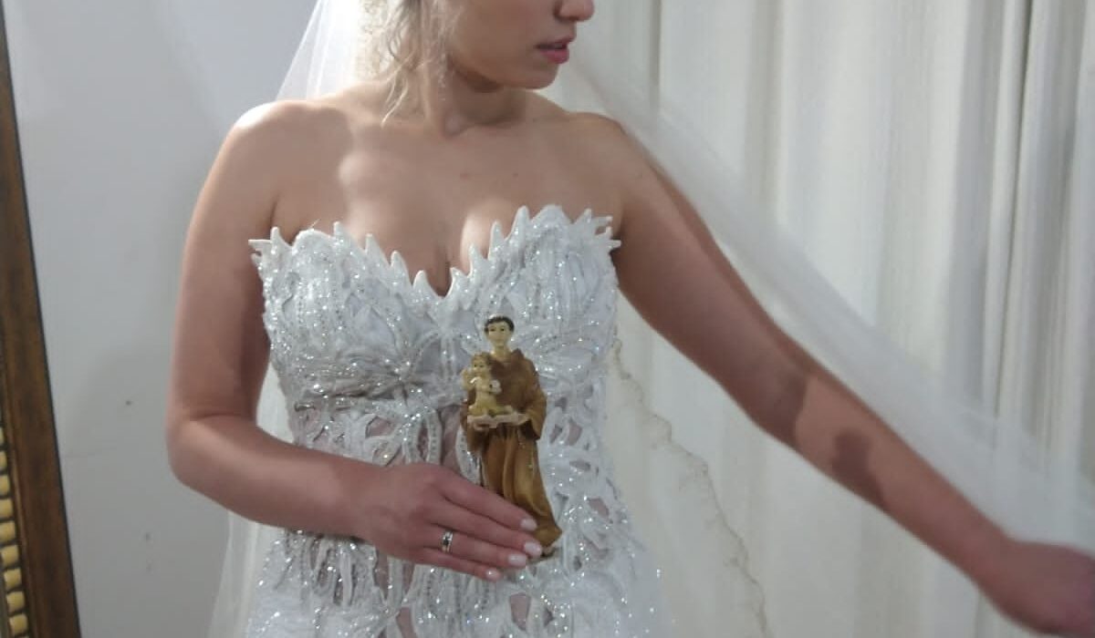 Jovem da festa de “Descasamento” emplaca moda junina no mês do Santo Casamenteiro Geral