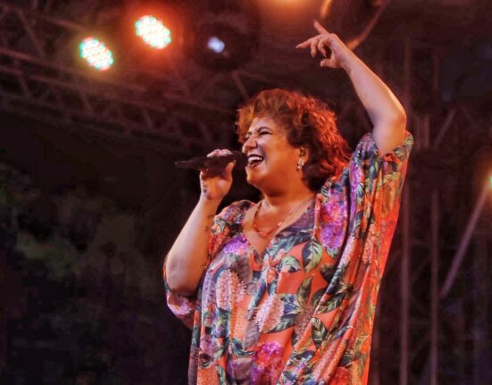 Maria Rita abre Festa do Divino em Angra com chave de ouro Notícias