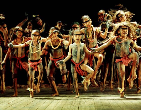 Arte de Transformação: Fotógrafa Mila Petrillo expõe trabalho registrado no período de 20 anos em projetos de arte-educação Colunismo Social