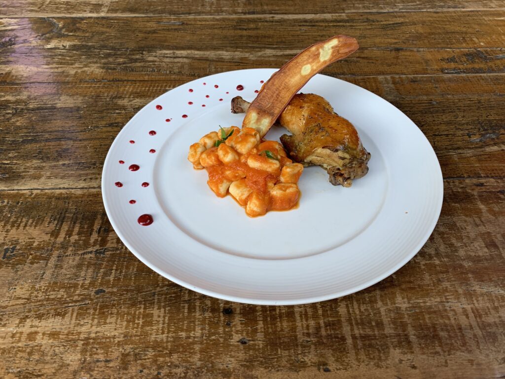 “Fome de quê?: o cardápio executivo do Dudu Bar em três etapas Gastronomia