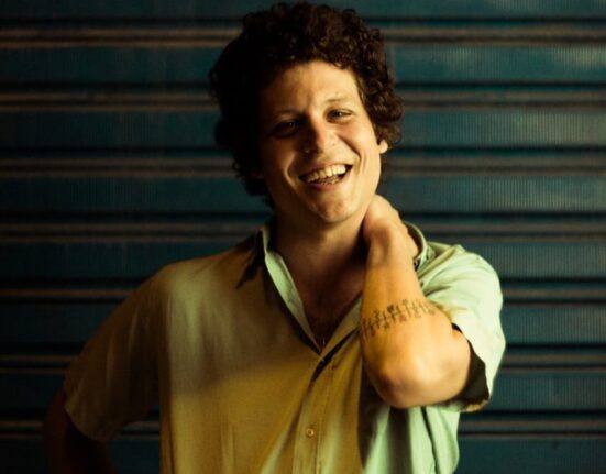 Chico Eller na Julieta de Serpa Colunismo Social