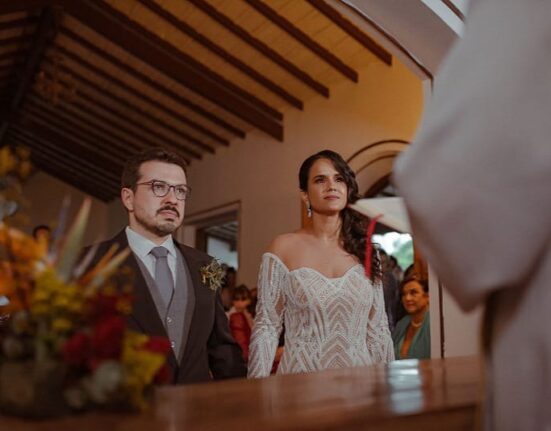 O casamento de Guilherme e Bia Colunismo Social