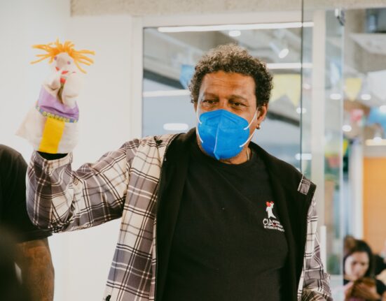 Tartarugo Hugo e sua turma são atração do Festival de Bonecos no Diversão em Conjunto deste sábado Colunismo Social