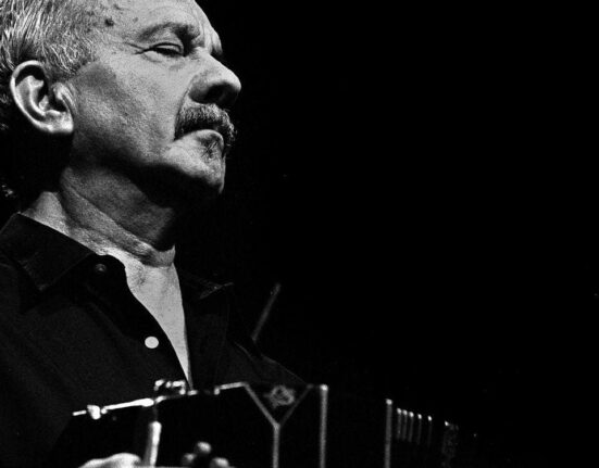 Piazolla na Julieta de Serpa Geral