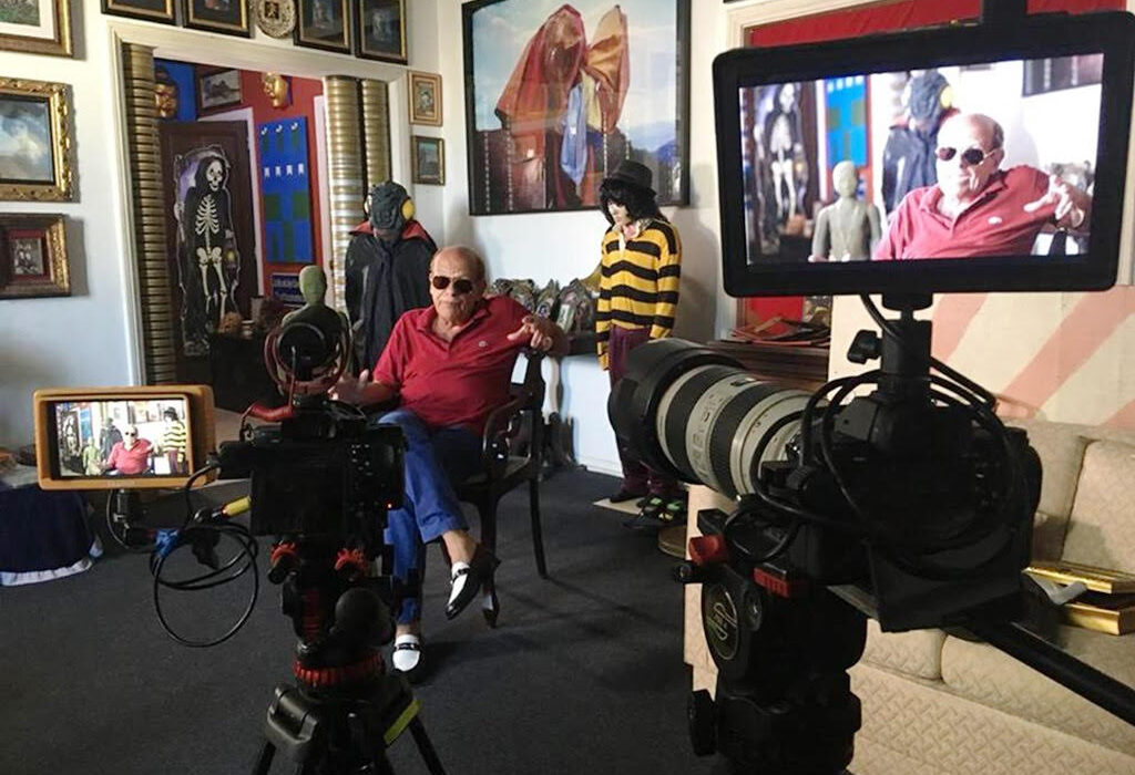 Documentário sobre o cineasta Ivan Cardoso, “Ivan, o TerriRvel”, criador do gênero terrir, chega aos cinemas em 25 de agosto Artes