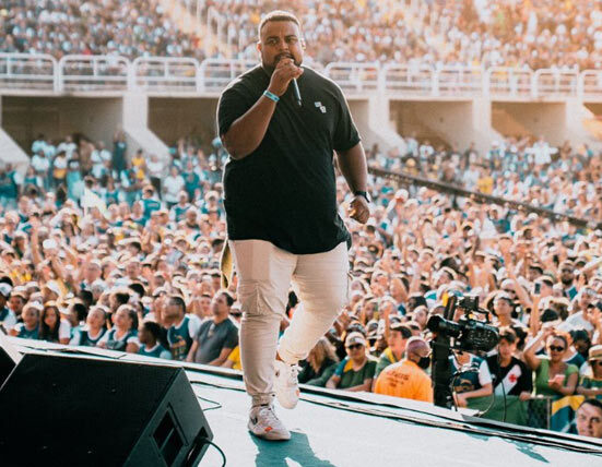 Dan Nascimento comove multidão na Marcha Para Jesus com música autoral Música