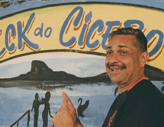 Deck do Cícero, novo point carioca, em plena Barra Da Tijuca com Roda de Samba, MPB, Sertanejo, Pagode e Música Eletrônica Música