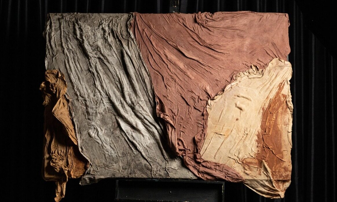 Aquilo da infância que ficou pelo caminho Artes