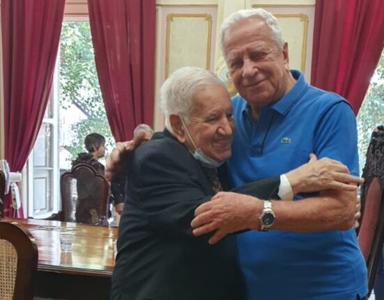 Francisco Horta recebe homenagem pelos seus 88 anos Colunismo Social