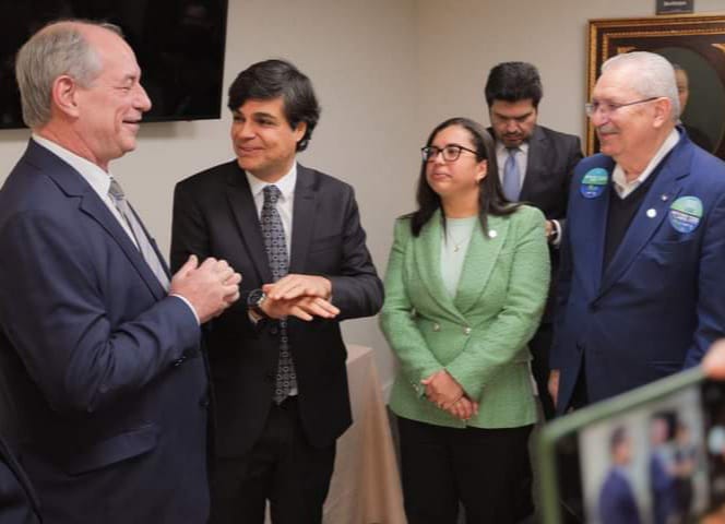 Ciro e Neto na OAB de São Paulo Política