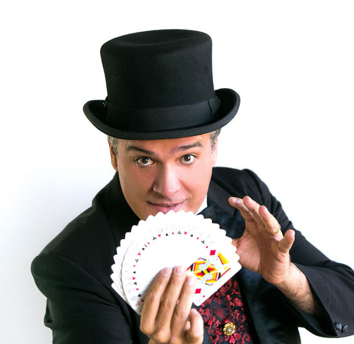 Palhaçaria e Mágica dão o tom do Diversão em Conjunto em setembro Diversão