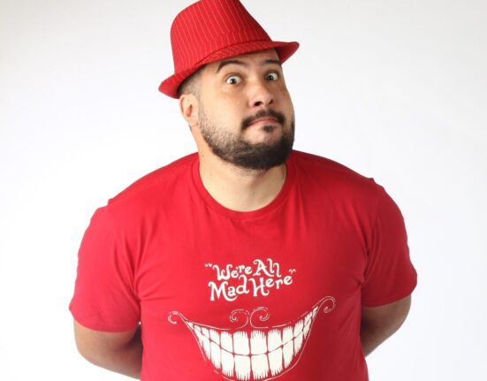 Conjunto Nacional estreia programação de humor às sextas-feiras Festival