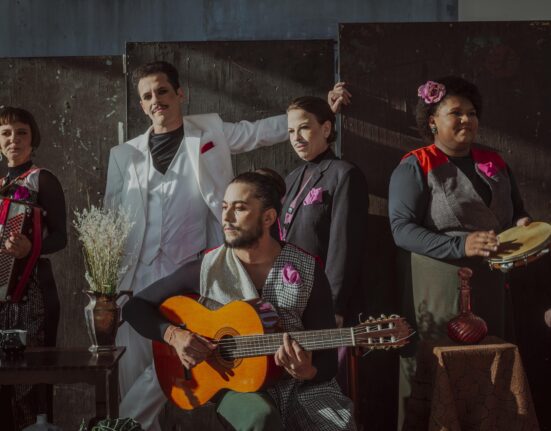 Lamartine Babo é inspiração para o musical inédito Carmim Saúde