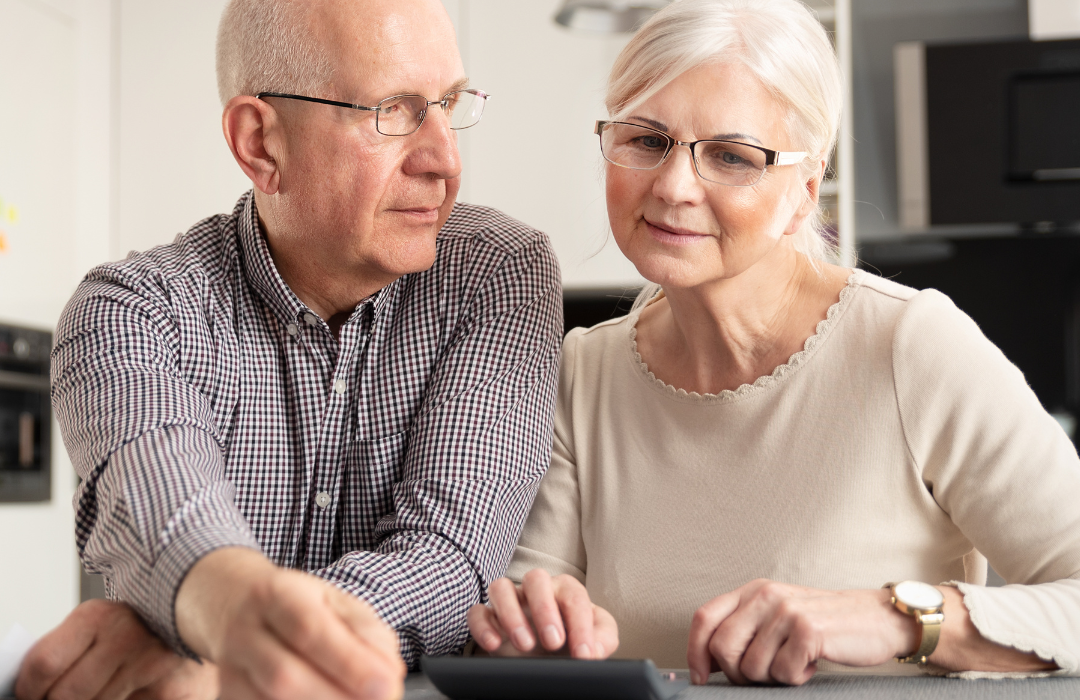 Investir é alternativa de ganhos para idoso viver melhor no Brasil segurança