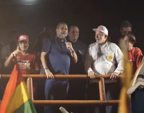 Lupi e lideranças do PDT acompanharam Lula e Paes, no Rio Geral