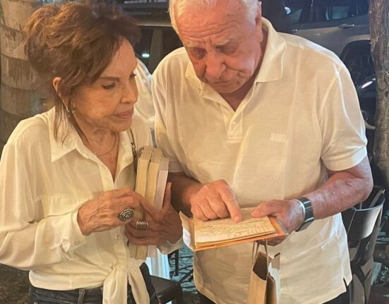 Lançamento de livro sobre Jango reúne históricos, no Rio Geral