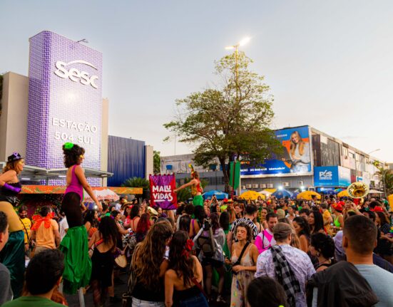 Sesc + W3: projeto terá show gratuito do grupo Samba Urgente e programação cultural diversificada na avenida Música